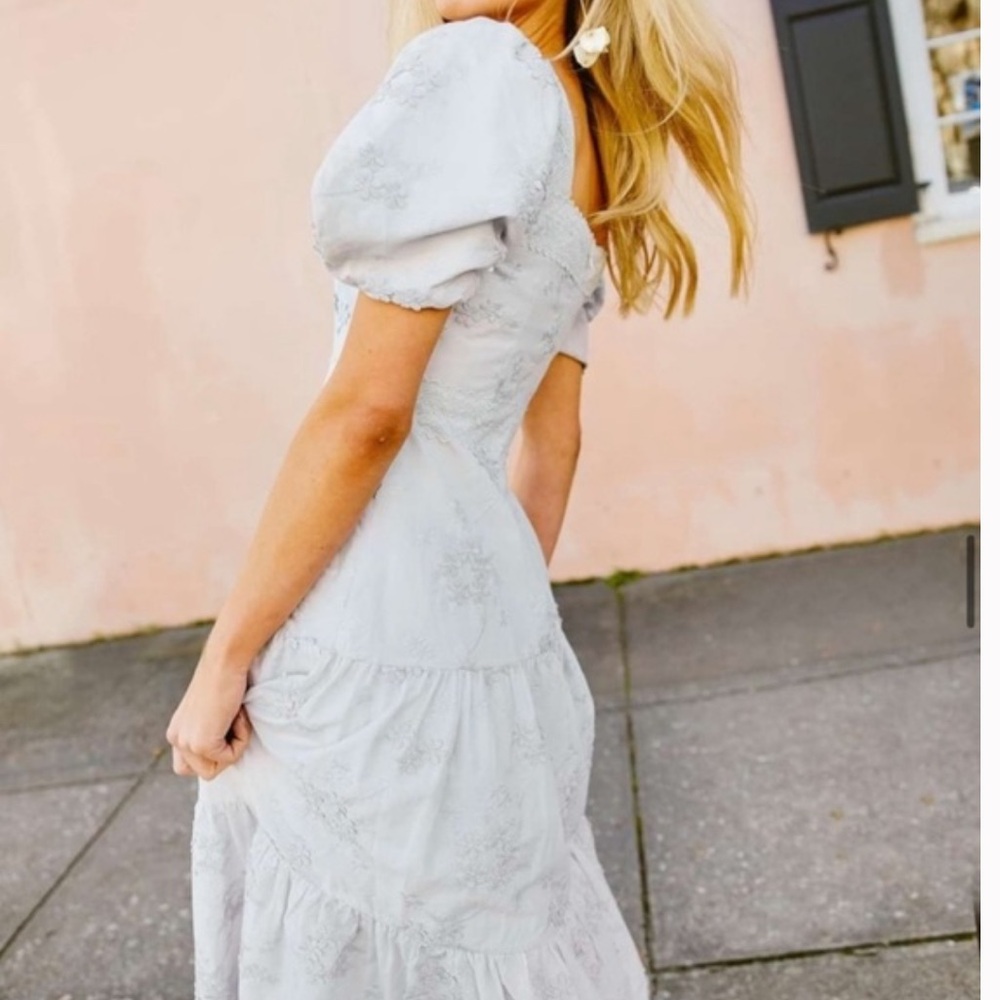 Rachel Parcell Tiered Embroidered Midi Dress in Ancient Water Sz Small